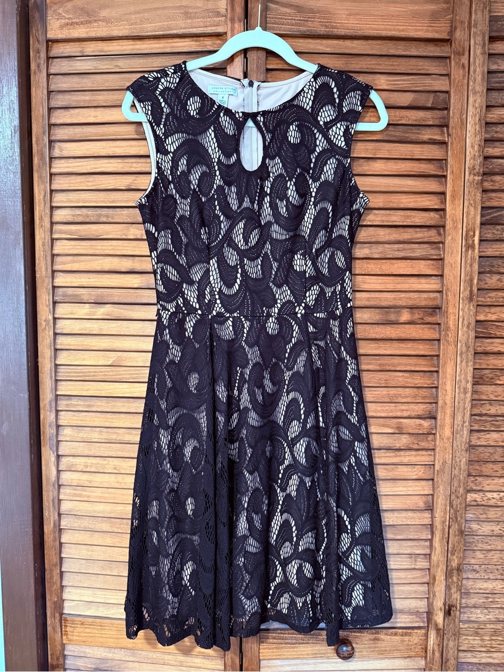 London Style Collection Black Lace Fit & Flare Dress Size 6 Nude Lined